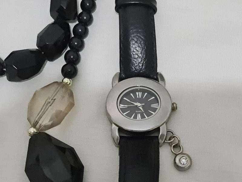 Mixed lot jewelry and watches