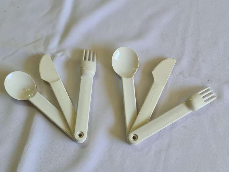 Tupperware, Knifes, Fork, Spoon. X2 Sets