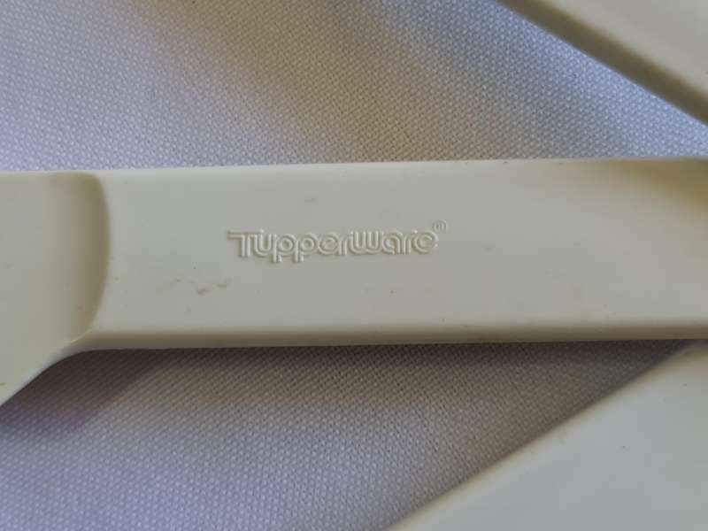 Tupperware, Knifes, Fork, Spoon. X2 Sets