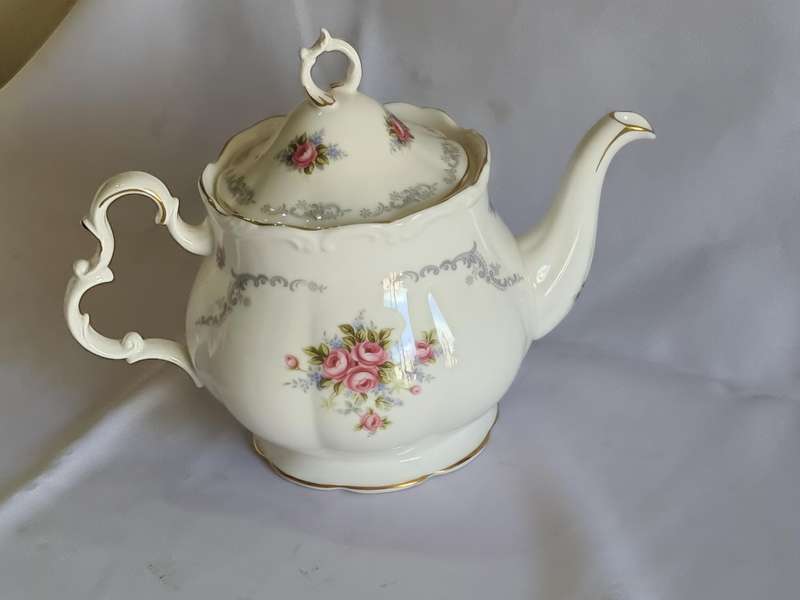 Royal Albert Tranquility teapot