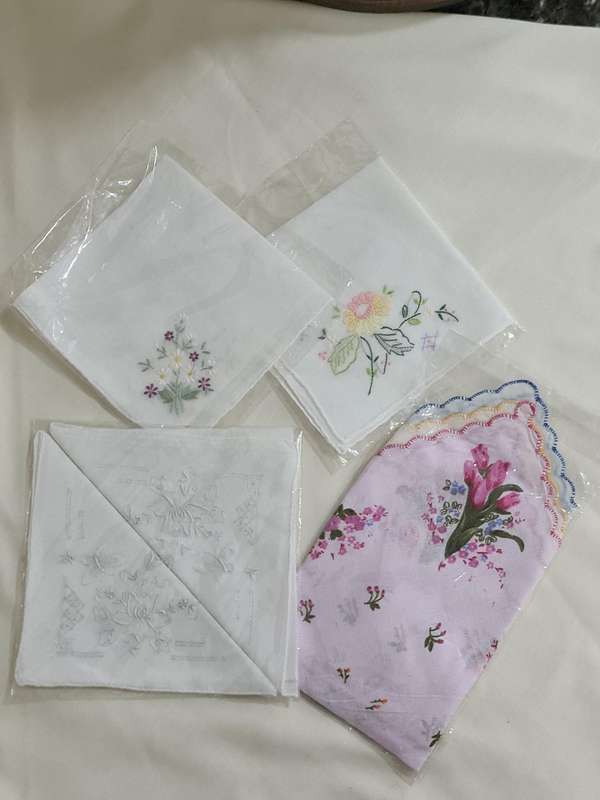 x7 Handkerchiefs. Never been used