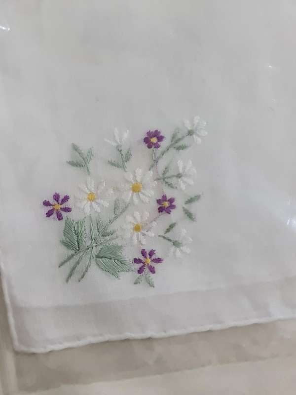 x7 Handkerchiefs. Never been used