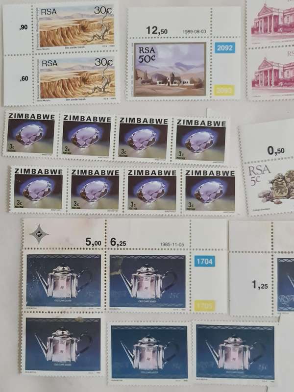 Mixed Stamps: RSA, Zimbabwe, Italia