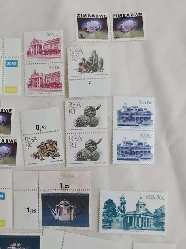 Mixed Stamps: RSA, Zimbabwe, Italia