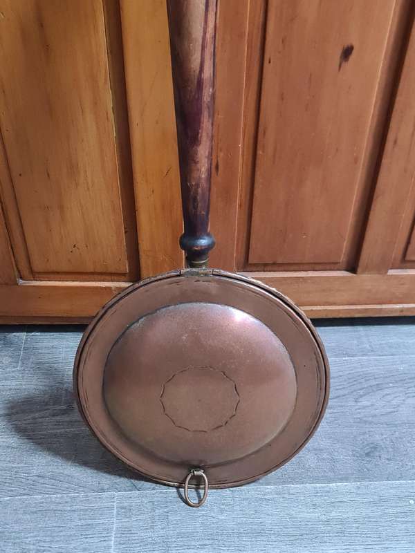 De Klerk Copper Bed Warmer with wooden handle