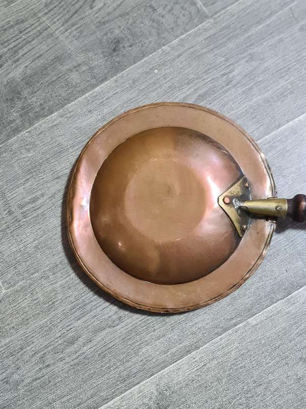 De Klerk Copper Bed Warmer with wooden handle