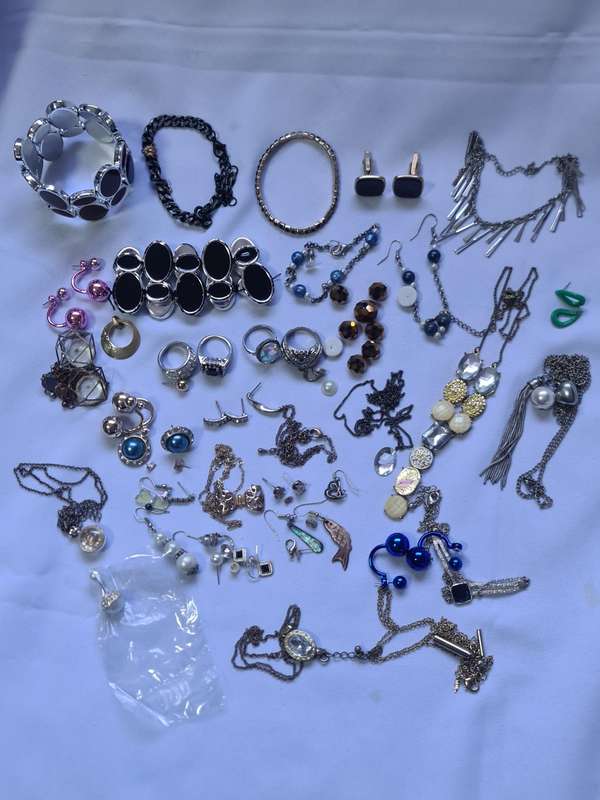 Mixed jewelry