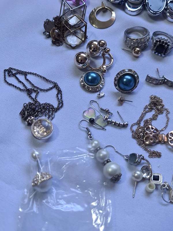 Mixed jewelry