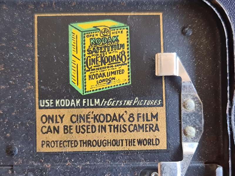Cine-"Kodak" - eight Model 20. Kodak Limited. London. Made in Great Britain.