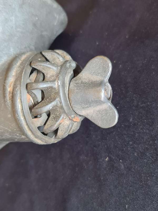 Husqvarna Sweden no.2 mincer