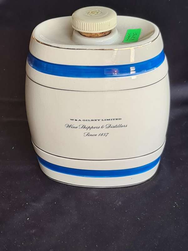 Royal Victoria Pottery, Wade England Decanter