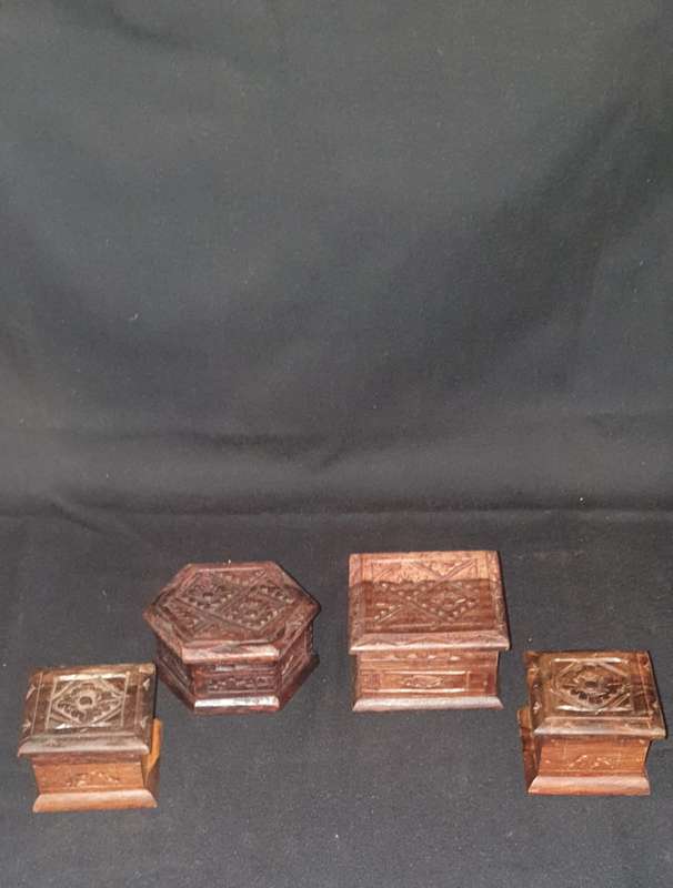 X4 Small Wooden trinket boxes