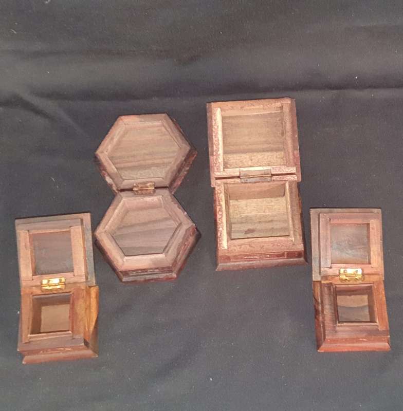 X4 Small Wooden trinket boxes