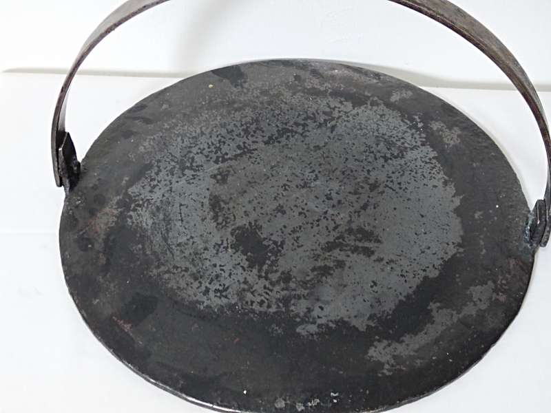 Antique Hanging griddle