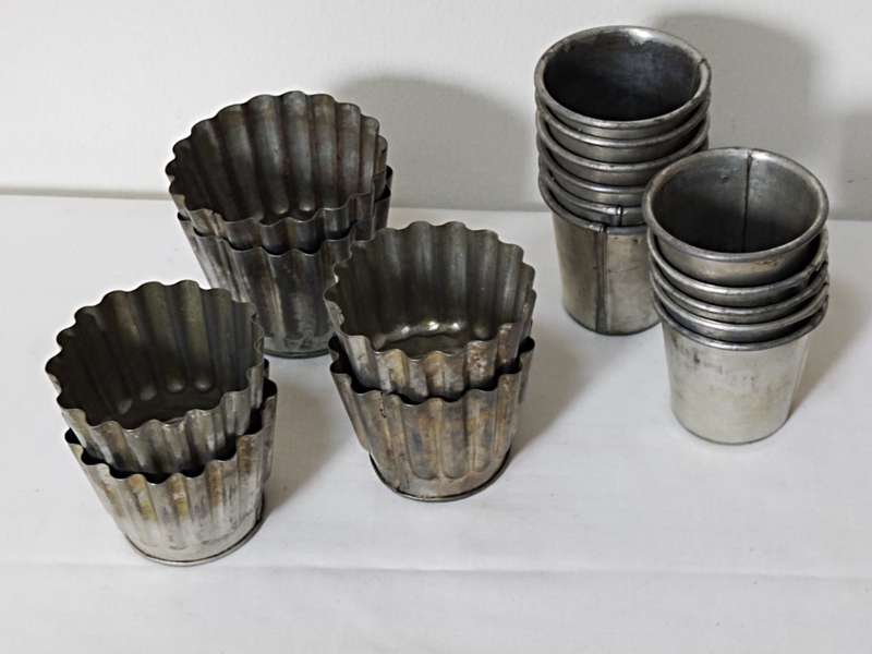 x17 Antique Molds