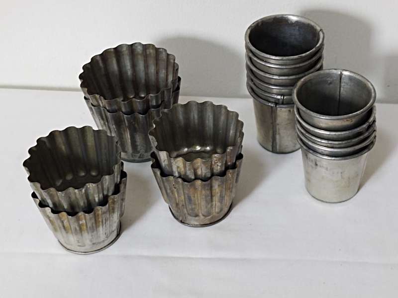 x17 Antique Molds