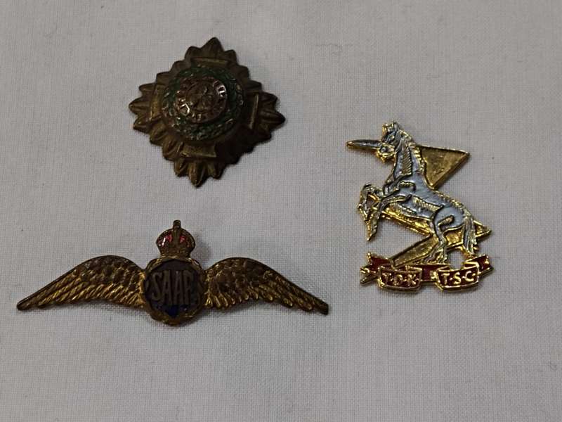 Mixed Army badges