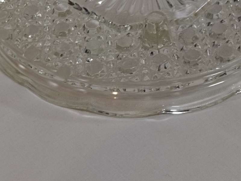 Hobnail serving plate with 4 small legs