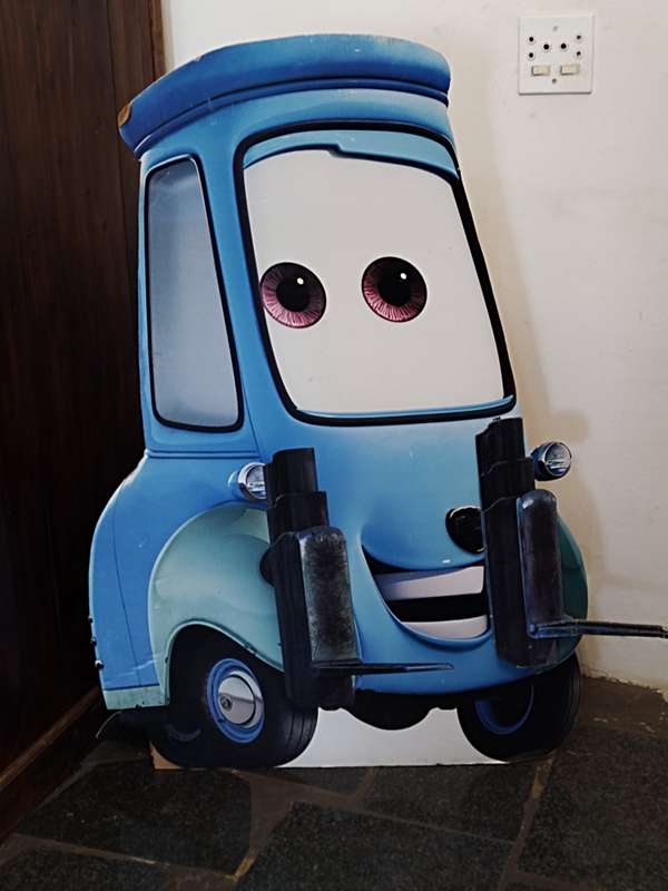 Guido, Alza Tutto forklift From the movie cars. Cinema display item