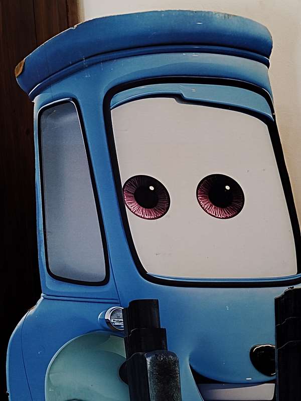 Guido, Alza Tutto forklift From the movie cars. Cinema display item