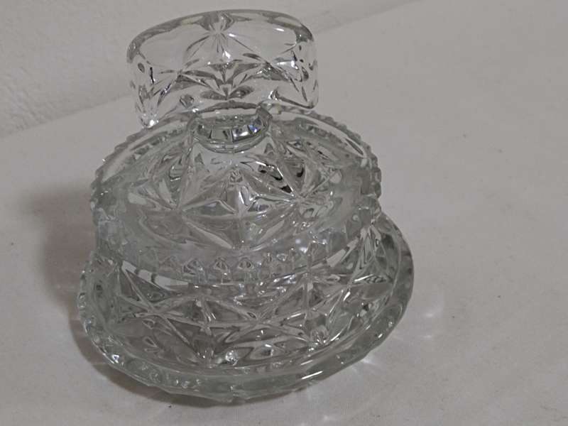 Stunning pressed glass trinket box