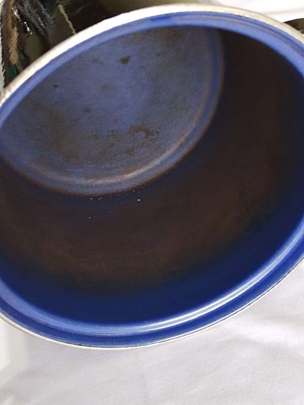 Black Enamel Pot