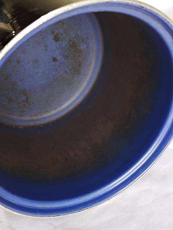 Black Enamel Pot