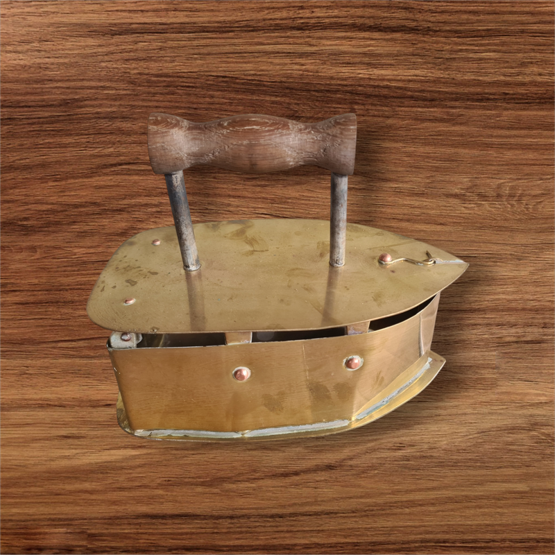 Brass coal iron: Only for display