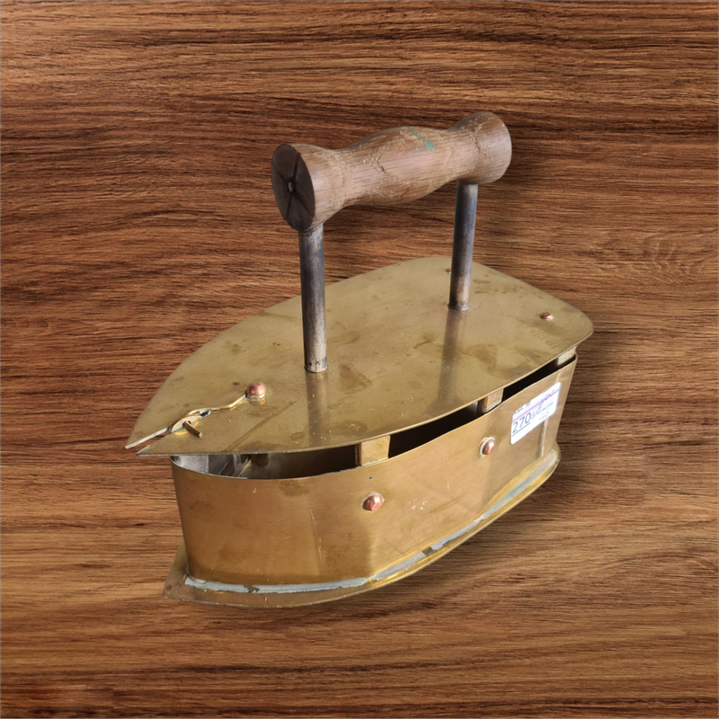 Brass coal iron: Only for display
