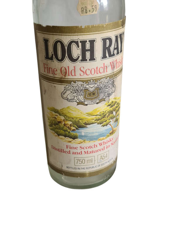Loch Ray Fine Old Whiskey Bottle