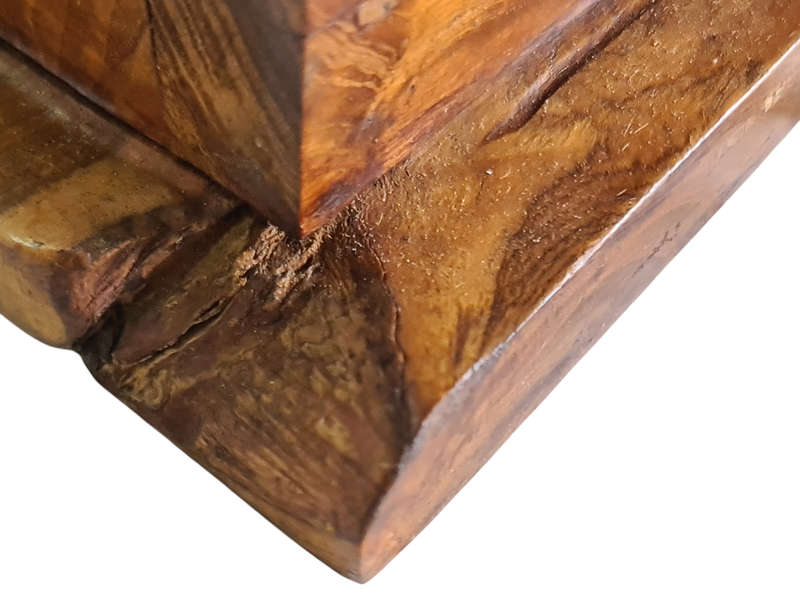 Stunning Burr Wallnut wooden box