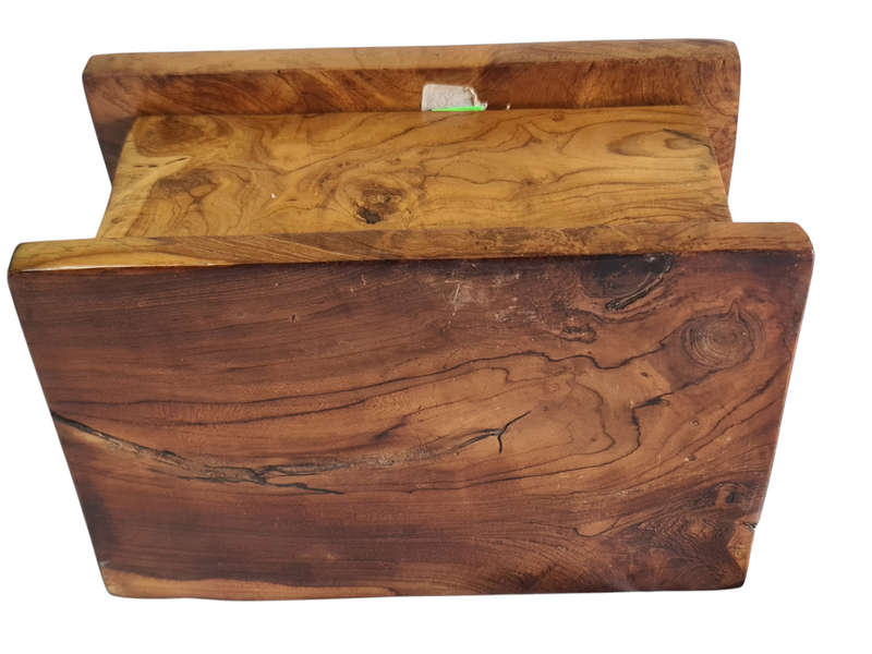Stunning Burr Wallnut wooden box