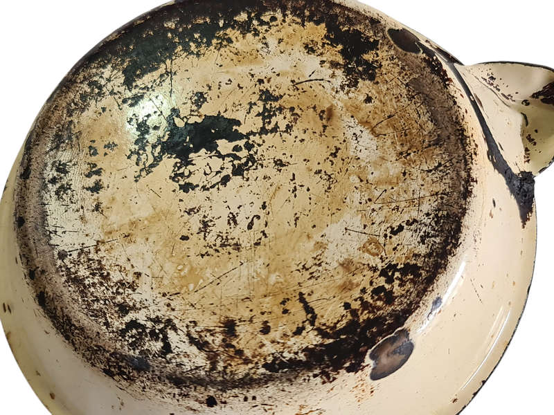 Vintage Cream Enamel pan