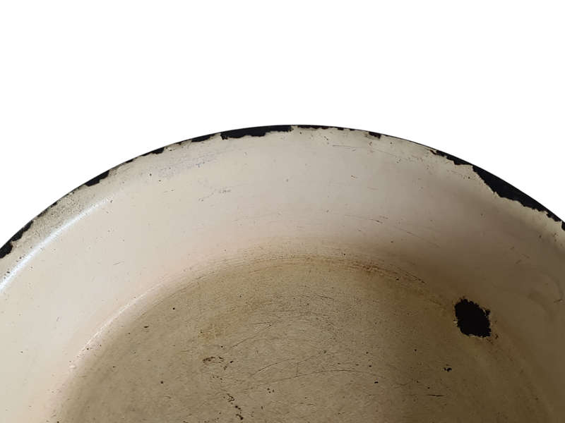 Vintage Cream Enamel pan