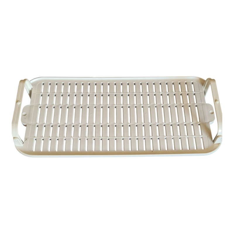 Tupperware grit with handles