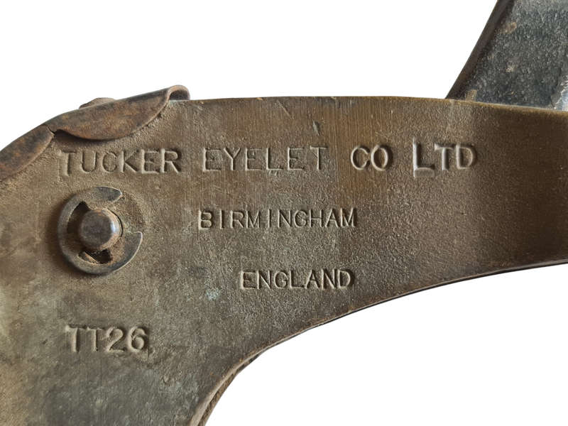 Tucker Eyelet Co Ltd, Birmingham England TT26, pop rivet