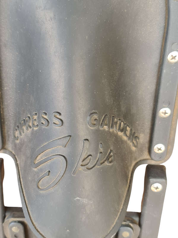 Cypress Garden single skie