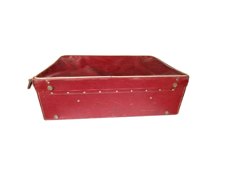 Atlanta Soft Top Red Vintage Suitcase