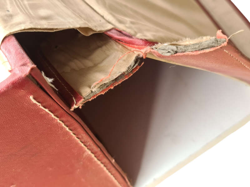 Atlanta Soft Top Red Vintage Suitcase