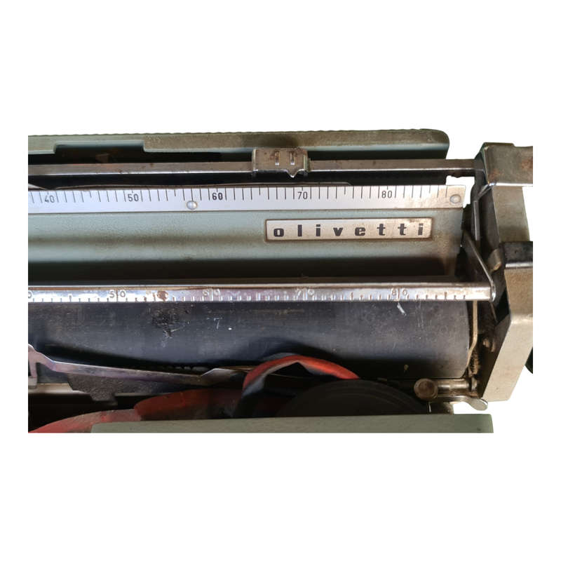 Olivetti Lettara 32 Typewriter