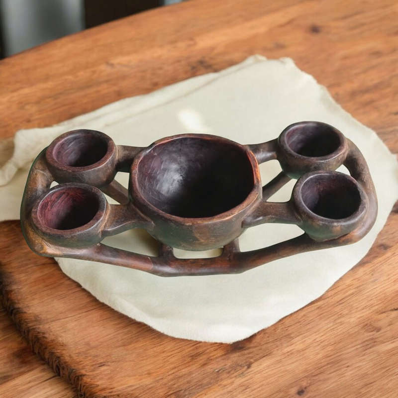 African: Wooden traditional serving bowl
