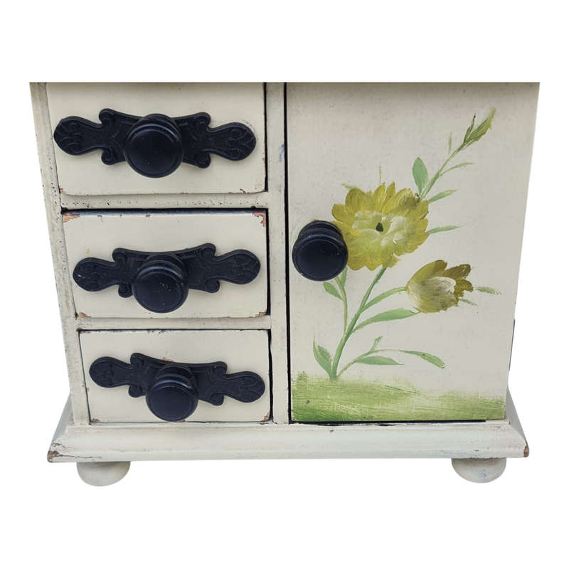 Hand painted organizer/Jewlery Box