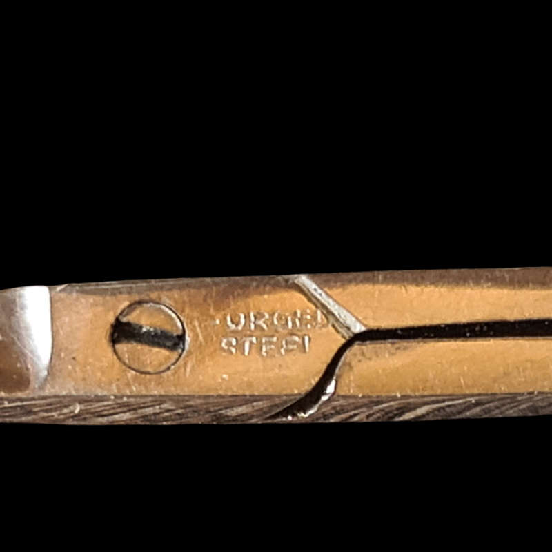 Vintage x3 Bow curved scissors