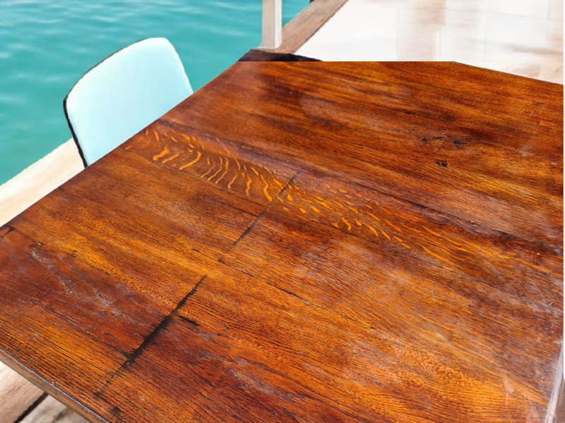 Early 20th Century extendable Oak Table
