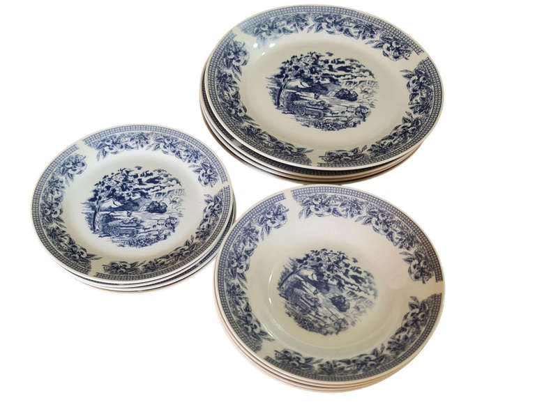 Royal England Vintage 12 Piece Dinner Set