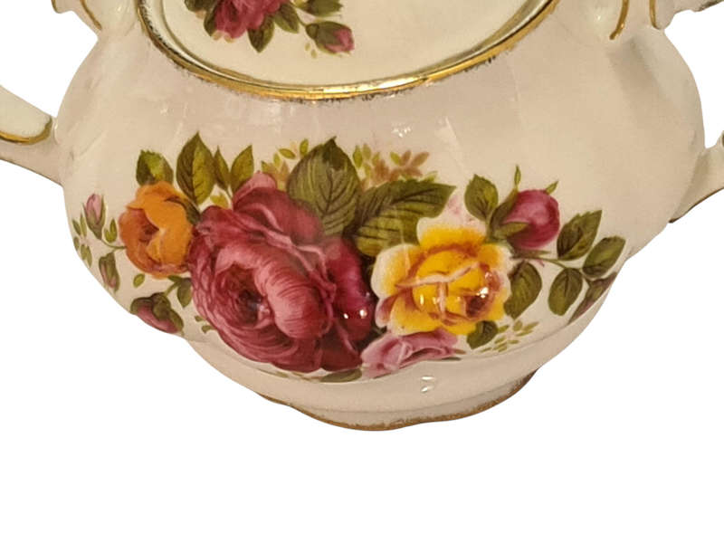 Fine Bone China "Cottage Rose" Made in Taiwan  sugar Bowl with lid