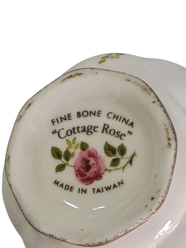 Fine Bone China "Cottage Rose" Made in Taiwan  Creamer