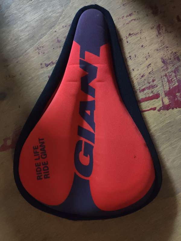 Bicycle seat silica gel cover