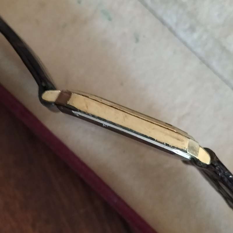 VINTAGE SEIKO MEN'S WATCH.