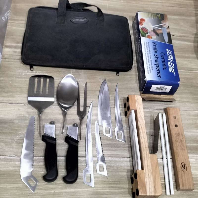 ULTRA-EDGE BLADE CHANGER KNIFE SET, TWO CERAMIC KNIFE SHARPENER. RARE.